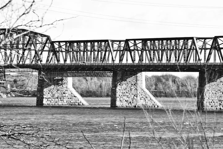 Montreal’s Forgotten Link: The Victoria Bridge